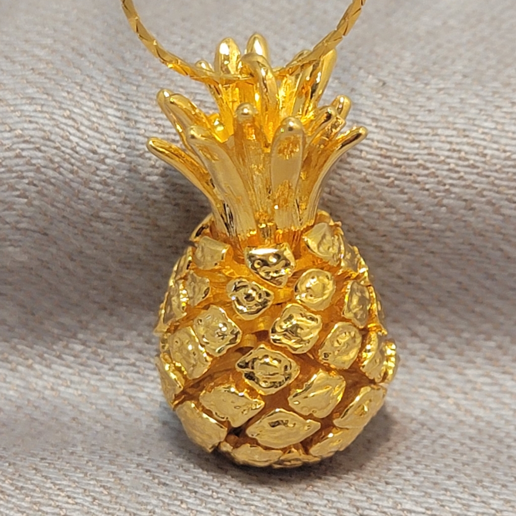 Vintage Gold Tone Pineapple Pendant  Gold Tone Necklace  Unique